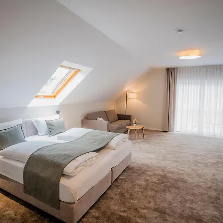 Restaurant Zur Marienburg Hotel 3*